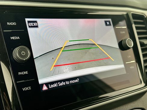 Used 2023 Volkswagen Atlas SE image 13