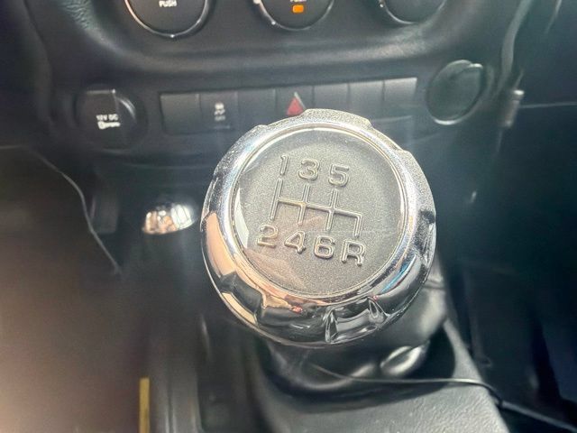 Used 2015 Jeep Wrangler Unlimited Sport w/ Connectivity Group AWD/4WD image 24
