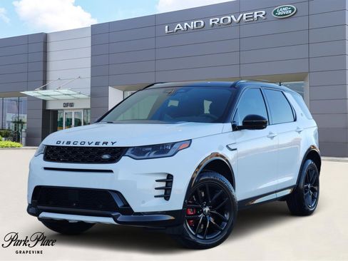 Certified 2025 Land Rover Discovery Sport Dynamic SE image 1