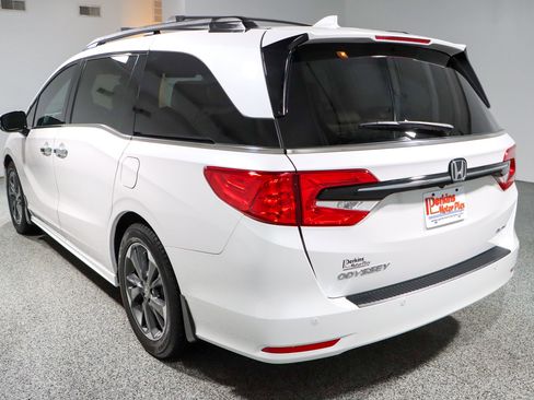 Used 2023 Honda Odyssey Elite image 9
