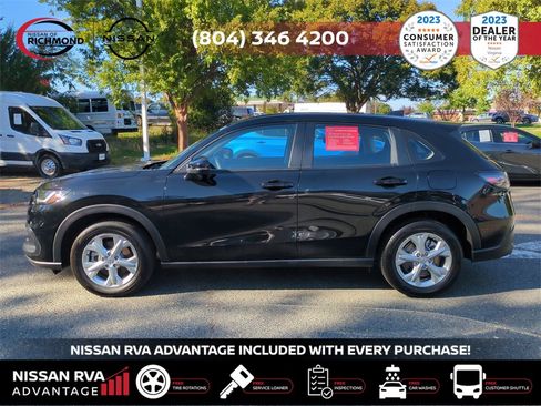 Used 2025 Honda HR-V LX image 8