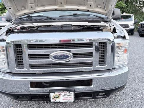 Used 2012 Ford E-250 and Econoline 250 w/ Commercial Cargo Van Pkg RWD image 36
