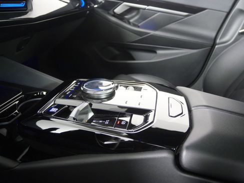 Used 2026 BMW 530i image 22