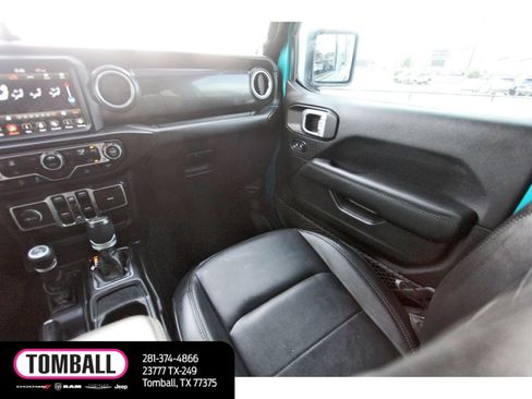 Used 2020 Jeep Wrangler Unlimited Sahara AWD/4WD image 11