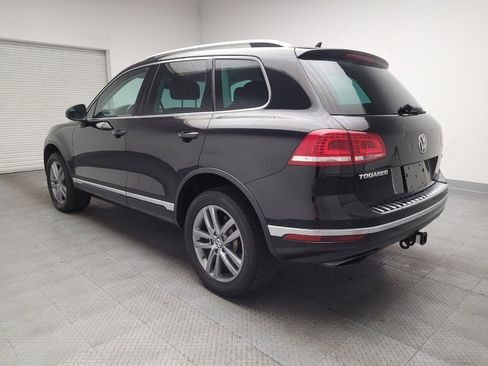 Used 2015 Volkswagen Touareg Lux AWD/4WD image 5