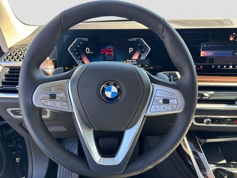 New 2026 BMW X7 xDrive40i w/ Premium Package AWD/4WD image 19