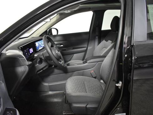 New 2026 Nissan Kicks SV w/ SV Premium Package AWD/4WD image 11