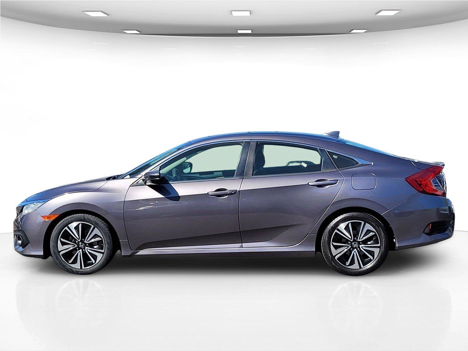 Used 2016 Honda Civic EX-T image 9