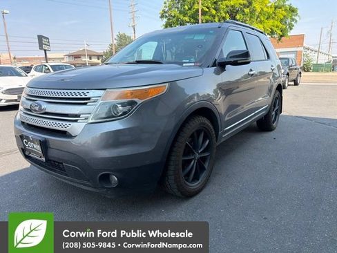 Used 2013 Ford Explorer XLT AWD/4WD image 6