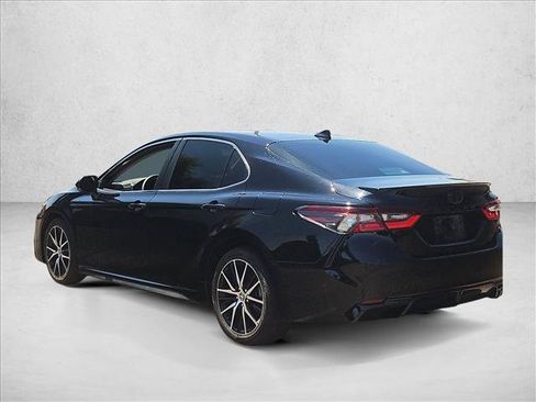 Used 2023 Toyota Camry SE w/ Blackout Package (TMS) AWD/4WD image 5