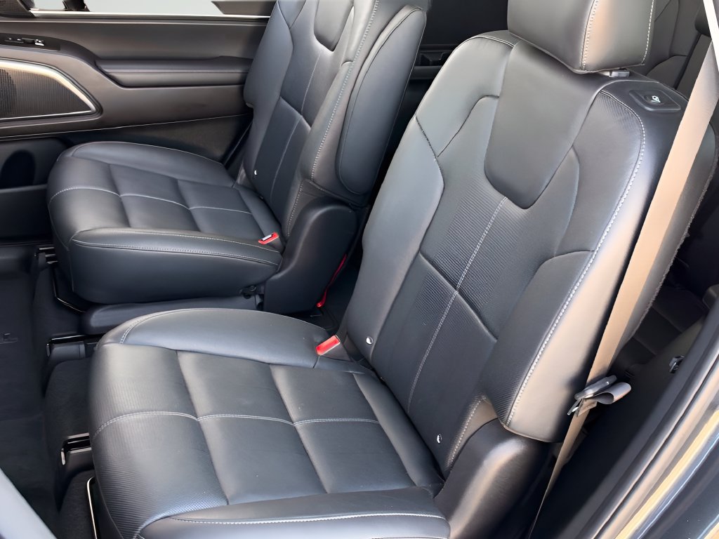 Used 2022 Kia Telluride SX AWD/4WD image 18