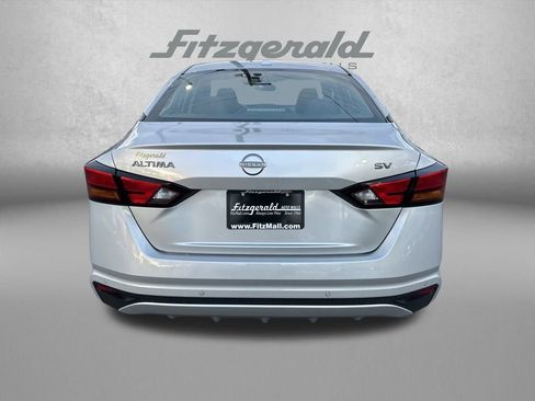 Used 2023 Nissan Altima 2.5 SV image 5