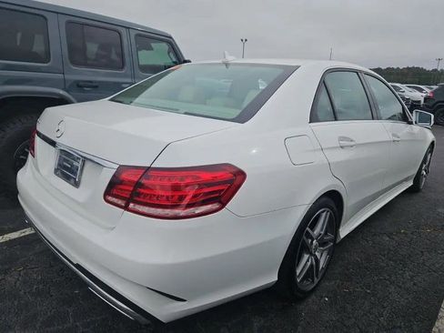 Used 2016 Mercedes-Benz E 350 Sedan image 2