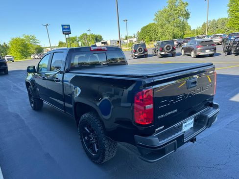 Used 2022 Chevrolet Colorado Z71 w/ Z71 Midnight Edition AWD/4WD image 10