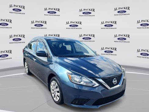 Used 2016 Nissan Sentra SV image 7