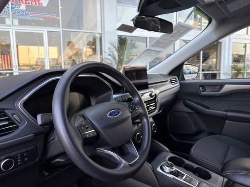 Used 2025 Ford Escape Active AWD/4WD image 34