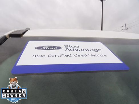 Certified 2022 Ford Explorer XLT w/ Equipment Group 202A image 10