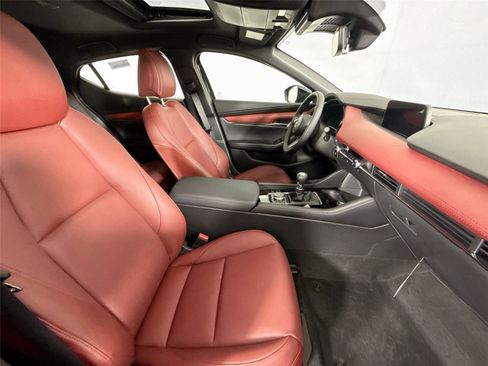 New 2026 MAZDA MAZDA3 2.5 S Hatchback w/ Premium Pkg FWD image 40