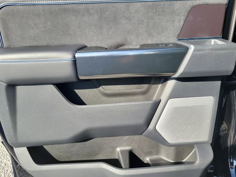 New 2026 Ford F450 Platinum w/ FX4 Off-Road Package image 9