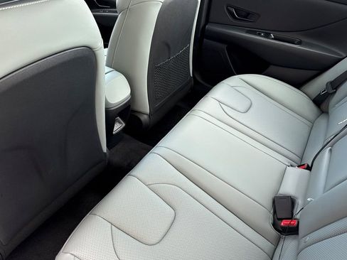 New 2026 Hyundai Elantra Limited image 9