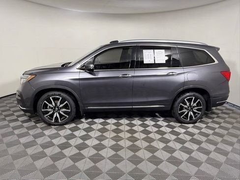 Used 2022 Honda Pilot Touring image 3