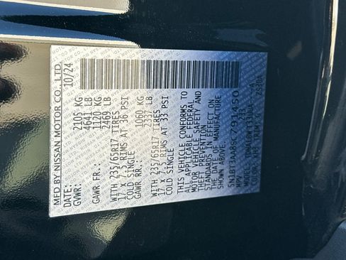 Certified 2025 Nissan Rogue S image 33