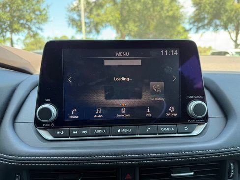 Used 2021 Nissan Rogue S FWD image 25