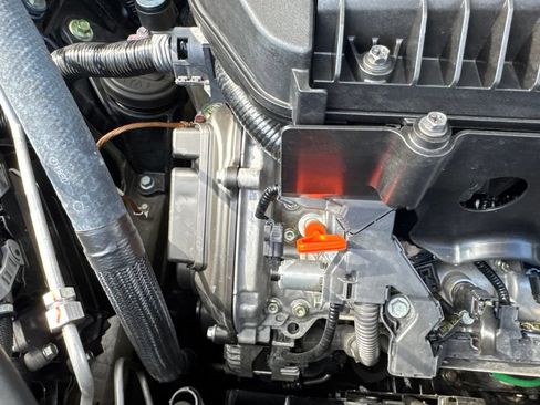 Used 2025 Honda Pilot TrailSport image 28