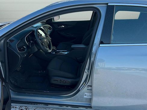 Used 2023 Chevrolet Malibu LT FWD image 11
