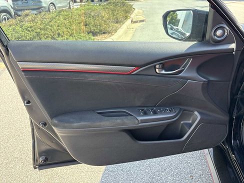 Used 2019 Honda Civic Type R image 21