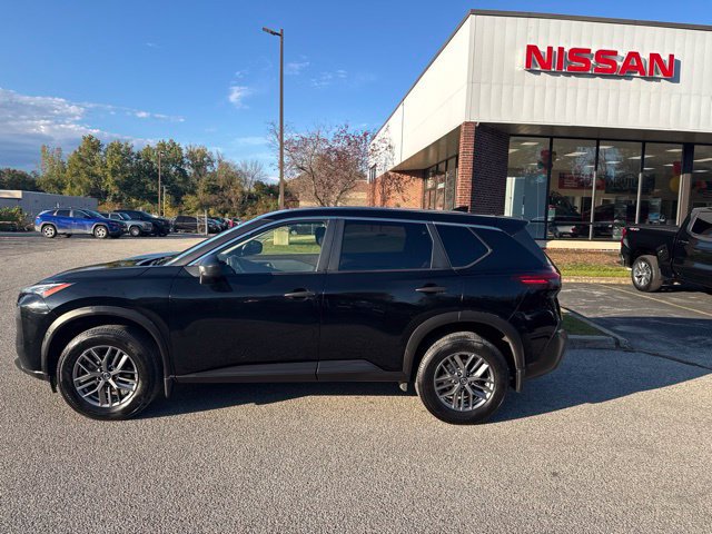 Used 2021 Nissan Rogue S AWD/4WD image 40