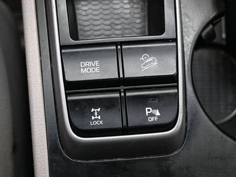 Used 2017 Hyundai Tucson Value AWD/4WD image 30