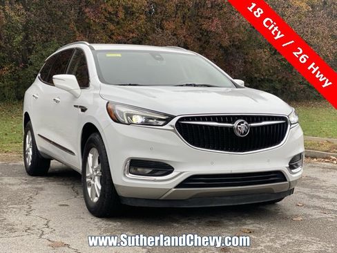Used 2021 Buick Enclave Premium image 9