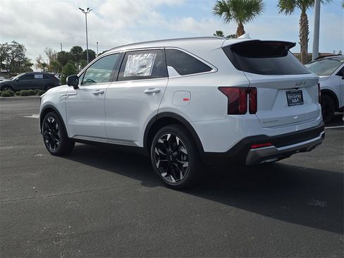 New 2026 Kia Sorento SX image 6