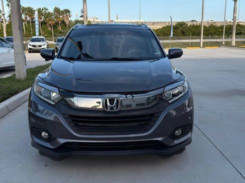 Used 2021 Honda HR-V EX image 3