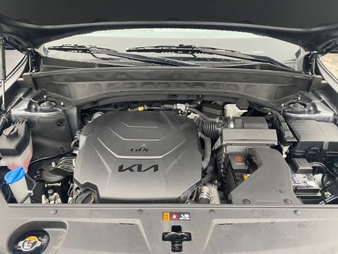 Used 2024 Kia Telluride LX image 28