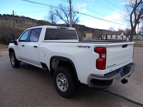 Used 2024 Chevrolet Silverado 2500 W/T w/ WT Convenience Package image 7