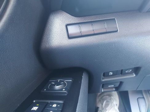 Used 2020 Lexus UX 250h w/ Premium Package AWD/4WD image 25