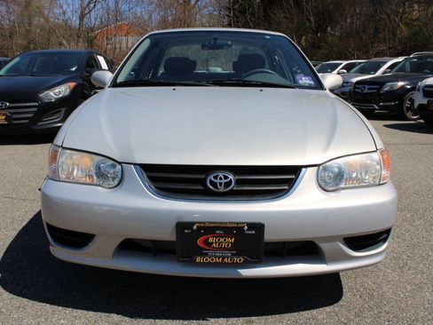 Used 2002 Toyota Corolla LE FWD image 3