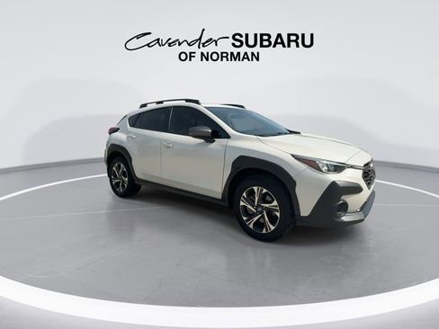 Used 2024 Subaru Crosstrek 2.0i Premium AWD/4WD image 2