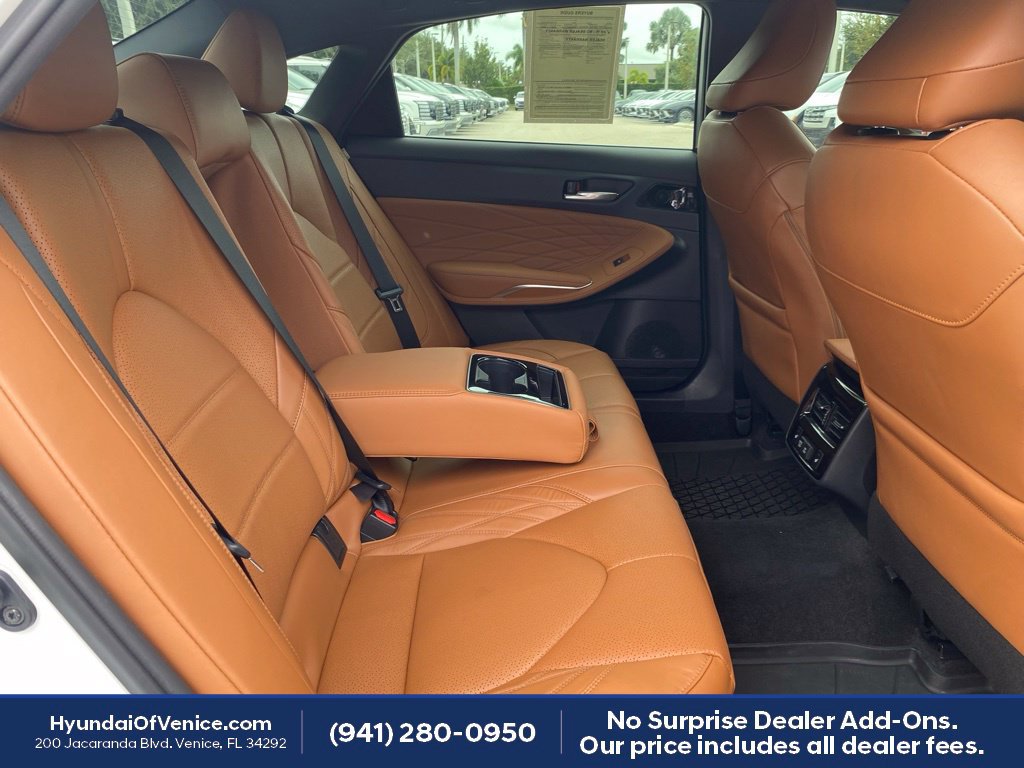 Used 2021 Toyota Avalon Limited w/ Advanced Safety Package FWD image 22