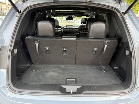 Used 2025 Honda Pilot Black Edition image 21