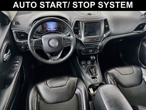 Used 2022 Jeep Cherokee Trailhawk AWD/4WD image 2