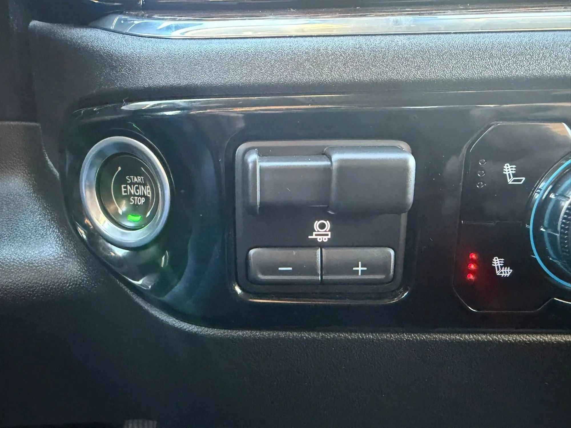 Used 2023 GMC Sierra 1500 SLE w/ Enhanced Capability Package AWD/4WD image 20