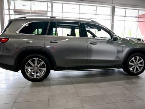 Used 2021 Mercedes-Benz GLS 450 4MATIC image 4