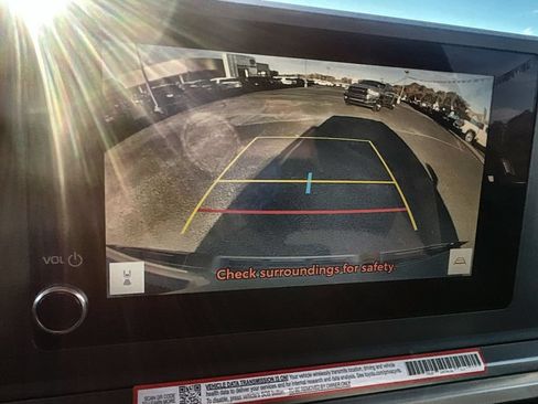 Used 2025 Toyota Tacoma TRD Sport AWD/4WD image 25