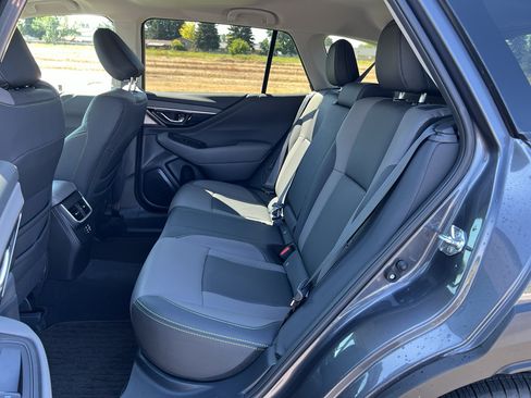 Certified 2025 Subaru Outback Onyx Edition AWD/4WD image 24