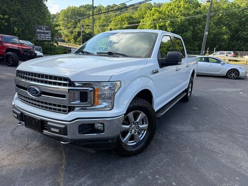 Used 2019 Ford F150 XLT w/ Equipment Group 302A Luxury AWD/4WD image 18