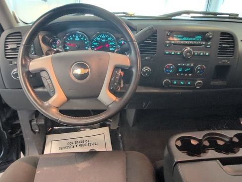 Used 2011 Chevrolet Silverado 1500 LT w/ All-Star Edition AWD/4WD image 17