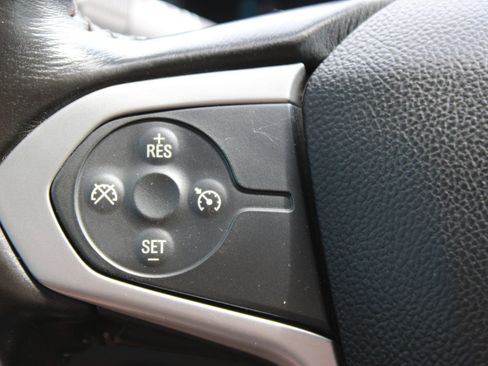 Used 2019 Chevrolet Colorado LT w/ LT Convenience Package AWD/4WD image 17